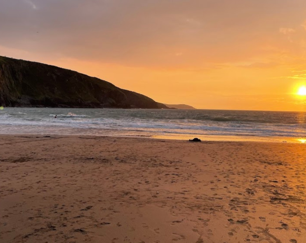 Mwnt Beach