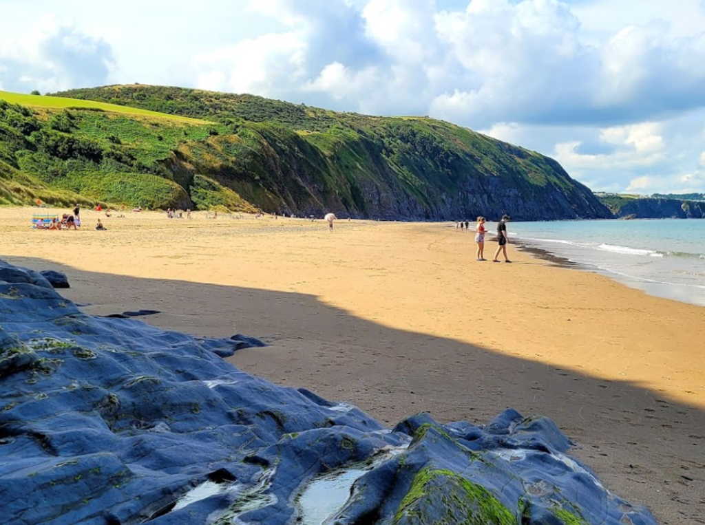 Penbryn Beach